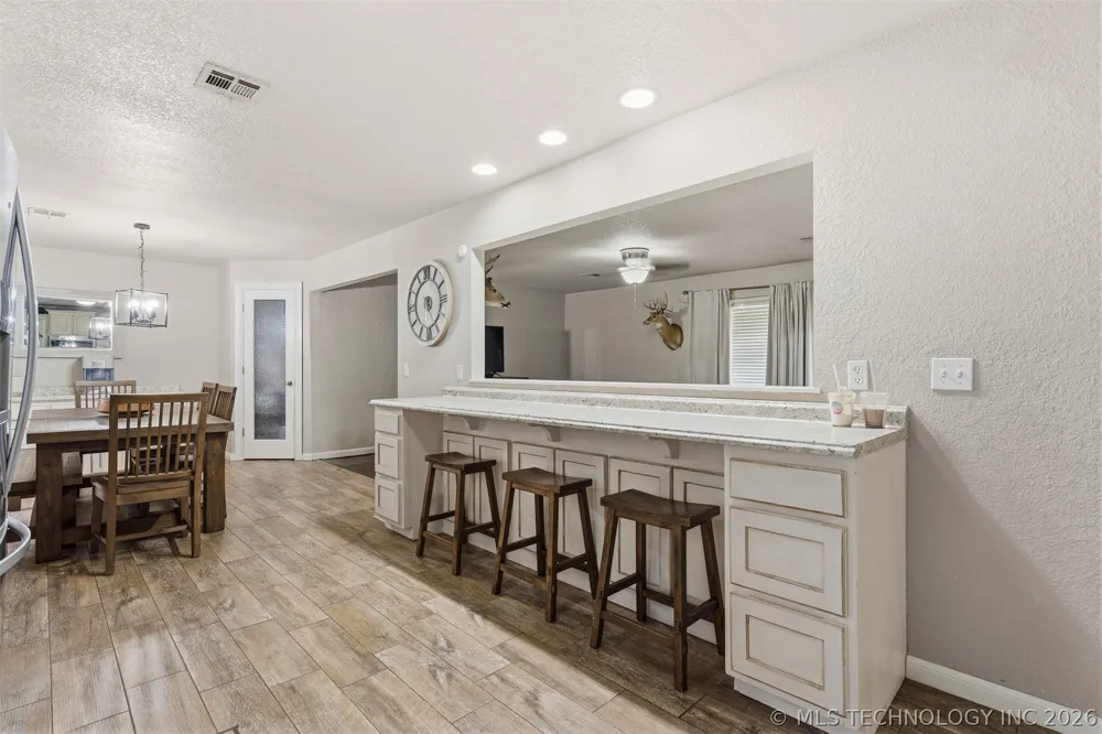 1126 W 12th Sulphur, OK 73086