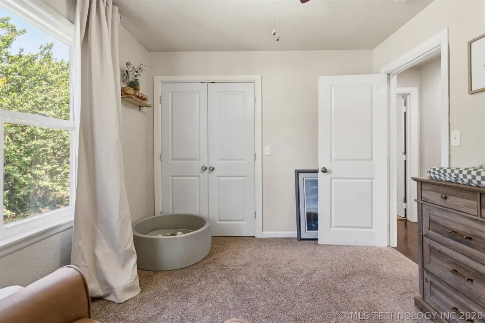 1126 W 12th Sulphur, OK 73086