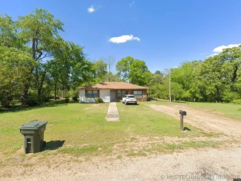 209 NE 9th