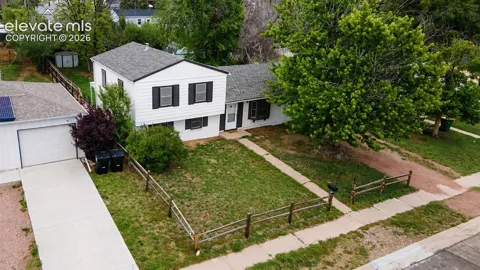 2806 Casden Circle