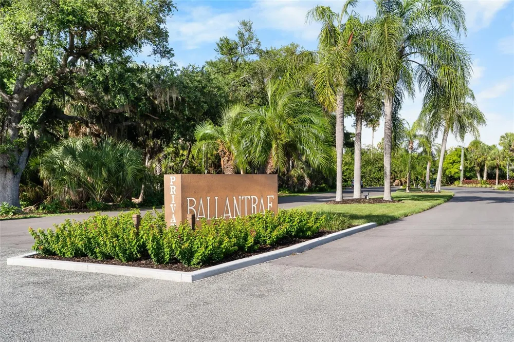 3766 BALLANTRAE DRIVE #22D Sarasota, FL 34238