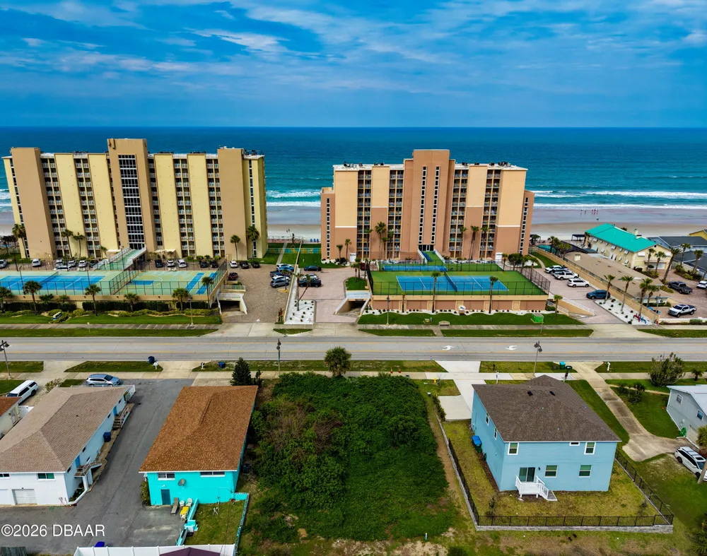 3826 S Atlantic Avenue Daytona Beach Shores, FL 32118