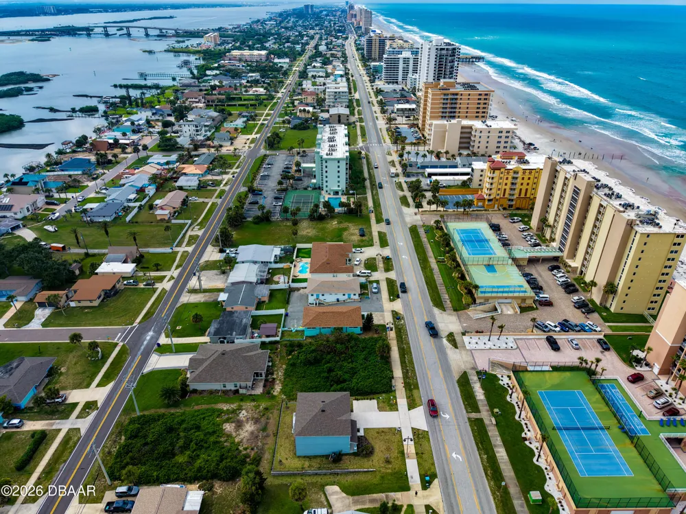 3826 S Atlantic Avenue Daytona Beach Shores, FL 32118