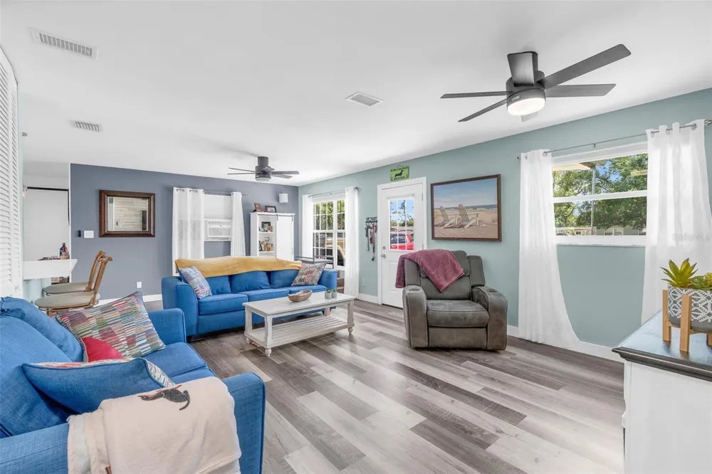 2824 OAK LEA DRIVE South Daytona, FL 32119
