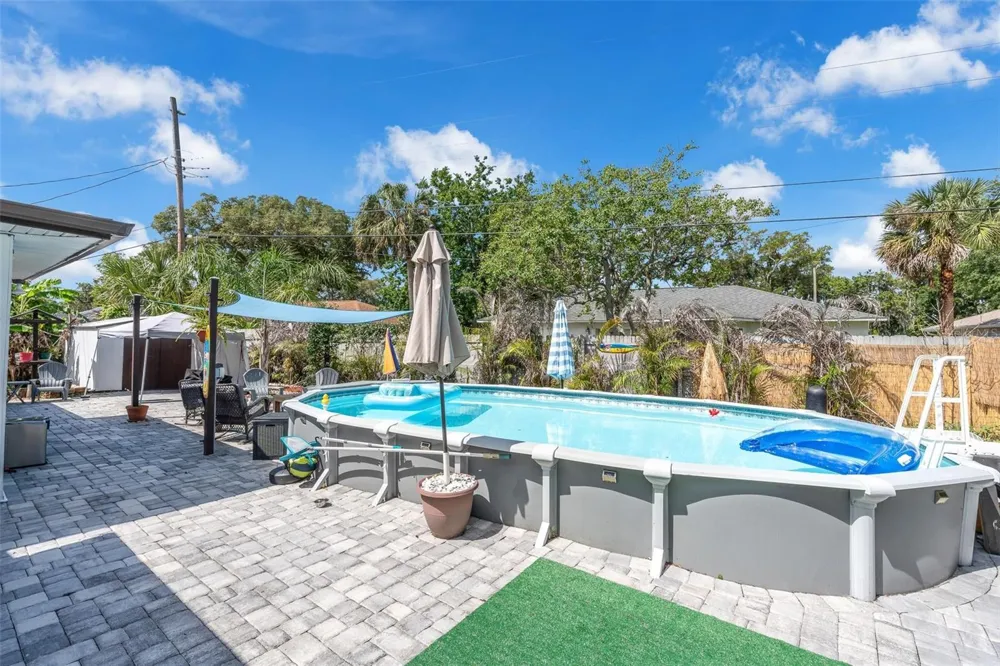 2824 OAK LEA DRIVE South Daytona, FL 32119