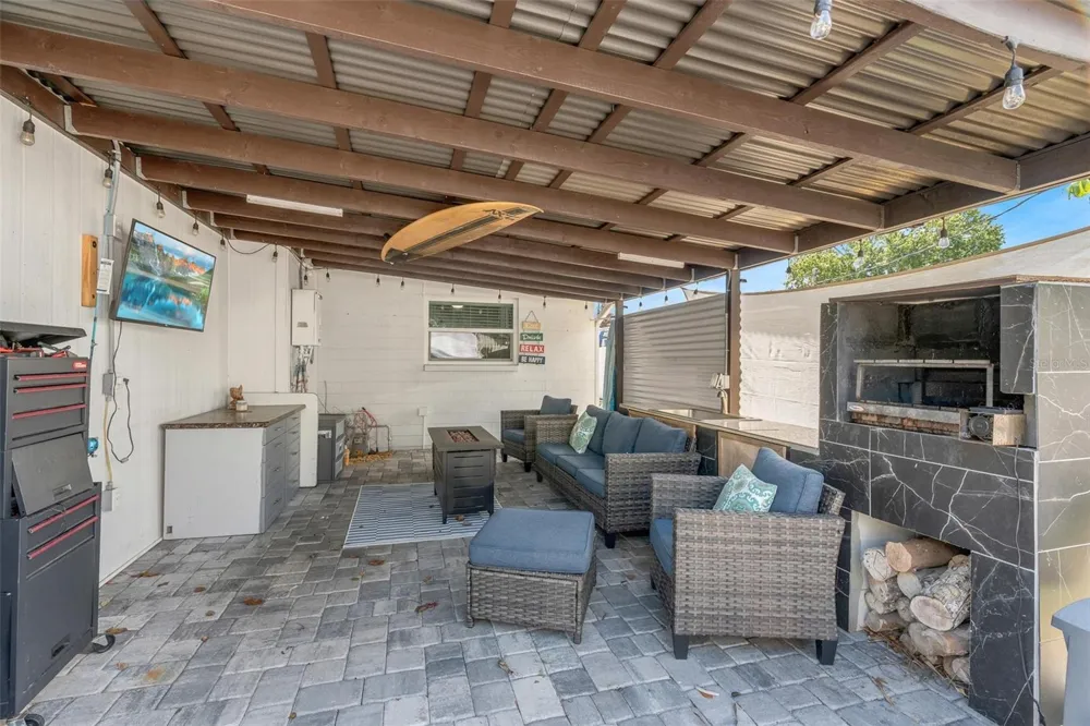 2824 OAK LEA DRIVE South Daytona, FL 32119