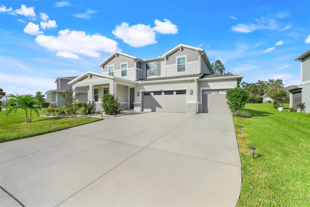 10169 SPRING LAKE DRIVE Clermont, FL 34711