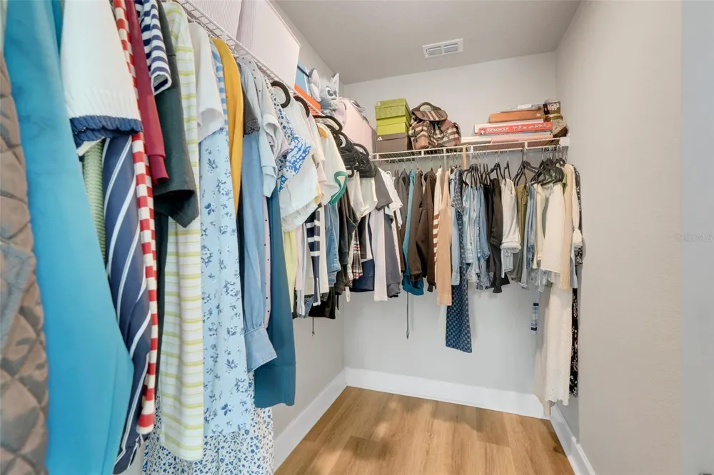 10169 SPRING LAKE DRIVE Clermont, FL 34711
