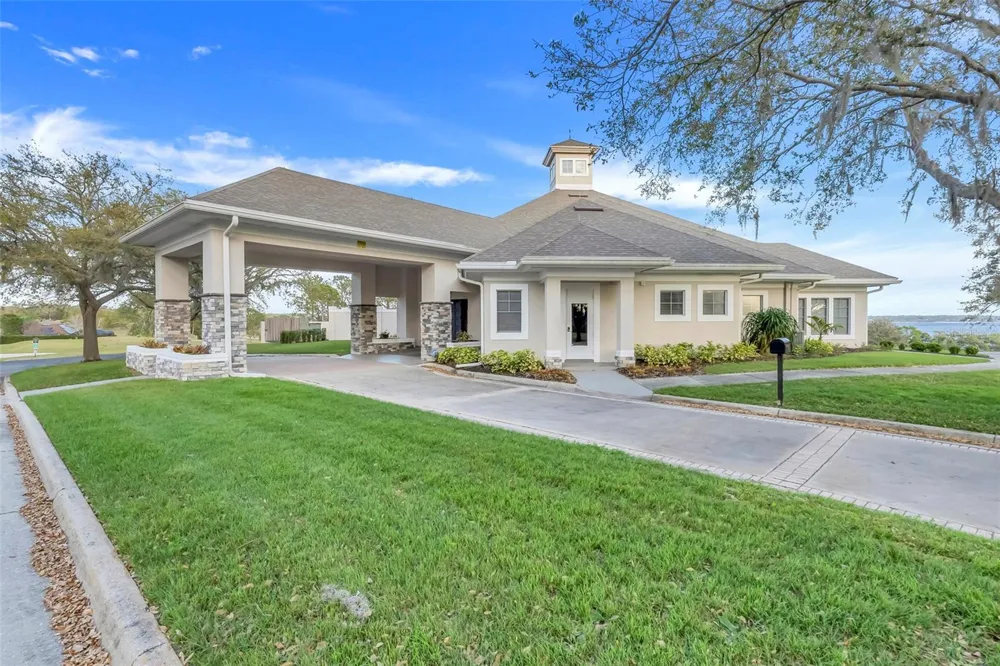 10169 SPRING LAKE DRIVE Clermont, FL 34711