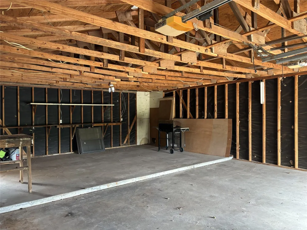 214 E Fourth Henrietta, TX 76365