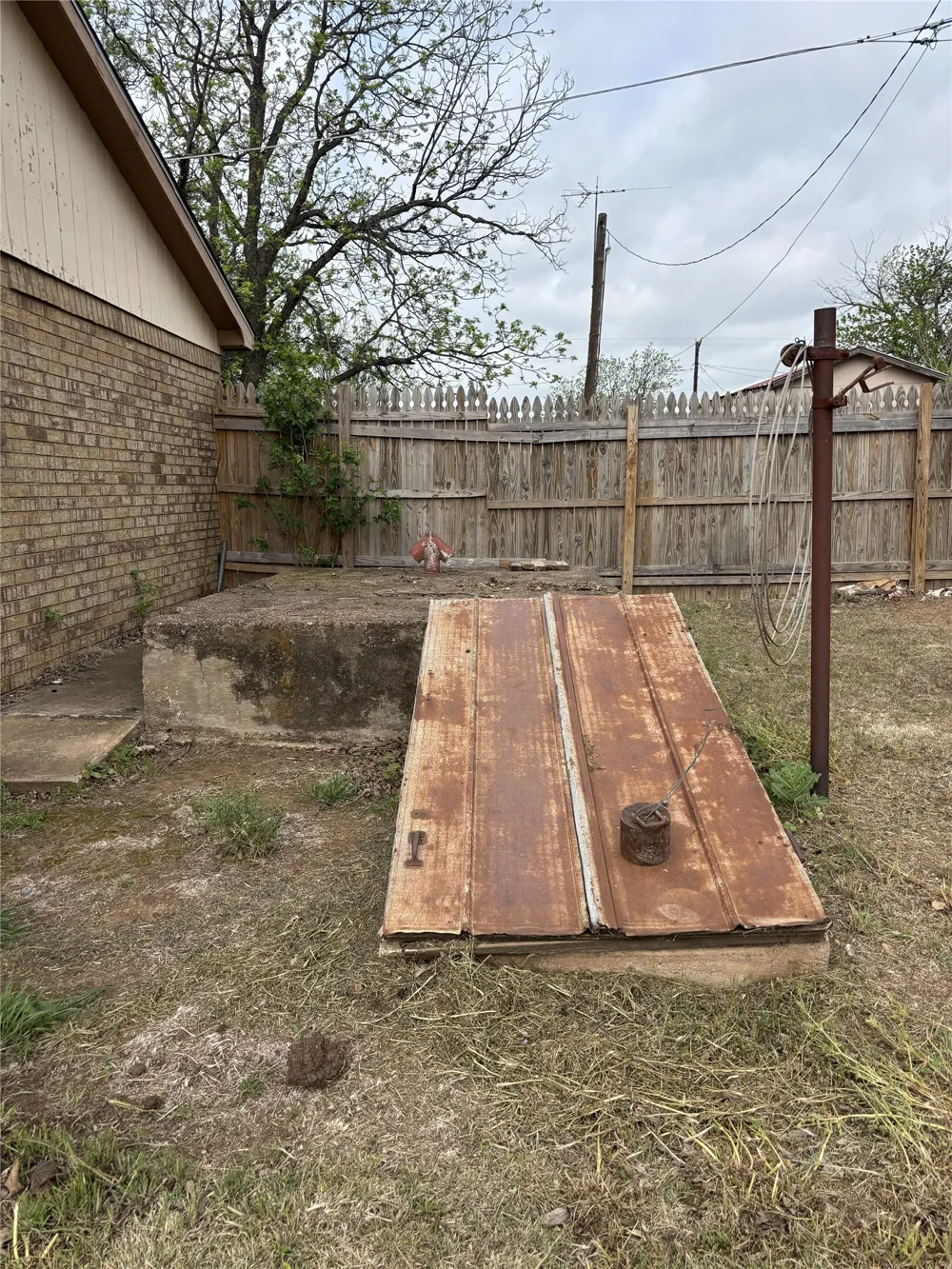 214 E Fourth Henrietta, TX 76365