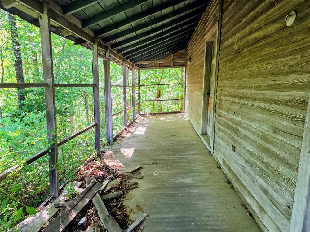 1055 Ed Booth Road Westfield, NC 27053