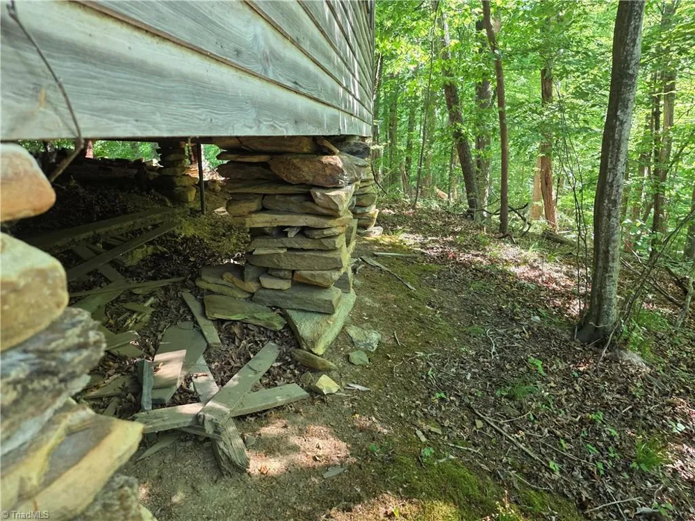 1055 Ed Booth Road Westfield, NC 27053