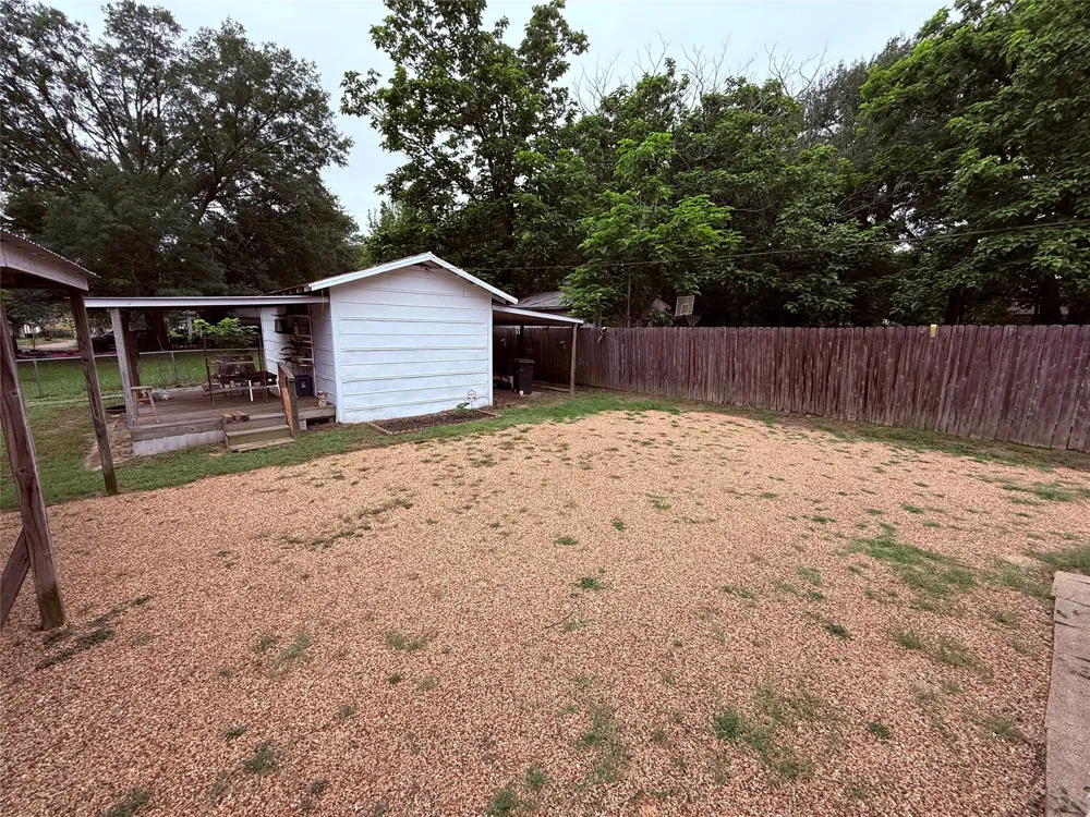 306 Floyd Street Winnsboro, TX 75494