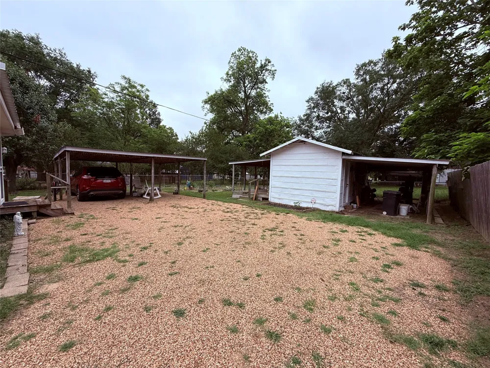 306 Floyd Street Winnsboro, TX 75494