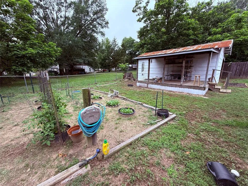 306 Floyd Street Winnsboro, TX 75494