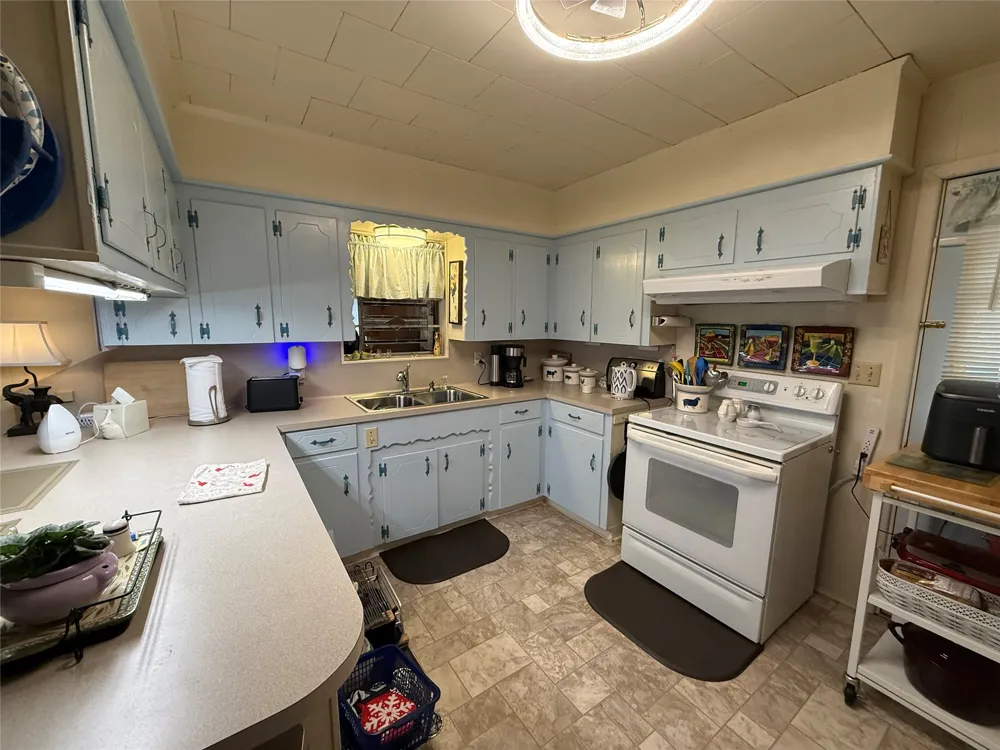 306 Floyd Street Winnsboro, TX 75494