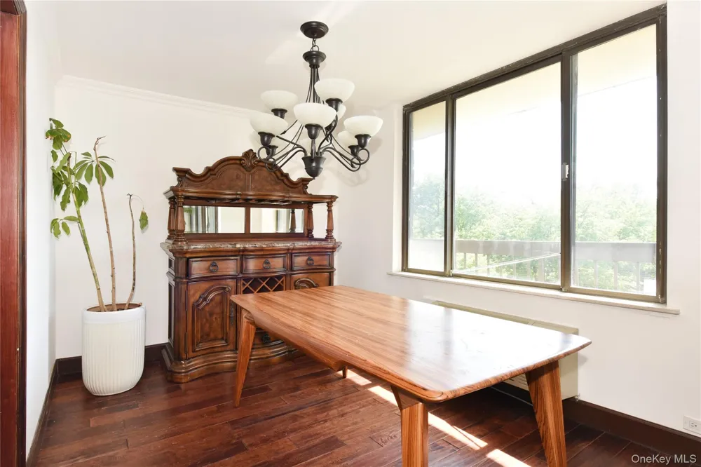 152-18 Union Turnpike #5O Flushing, NY 11367