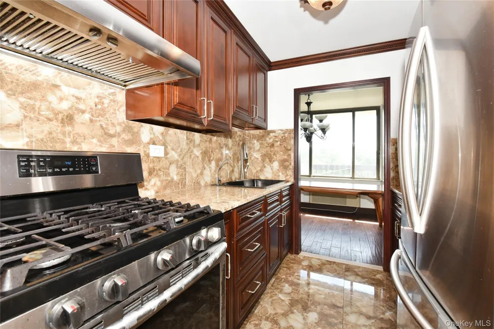 152-18 Union Turnpike #5O Flushing, NY 11367