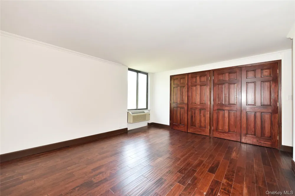 152-18 Union Turnpike #5O Flushing, NY 11367