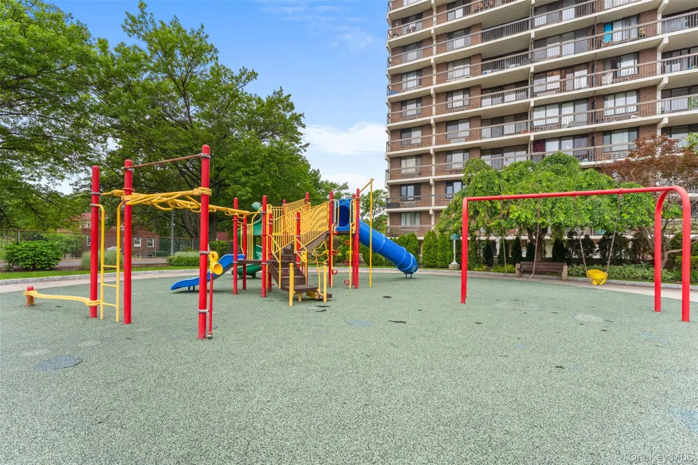 152-18 Union Turnpike #5O Flushing, NY 11367