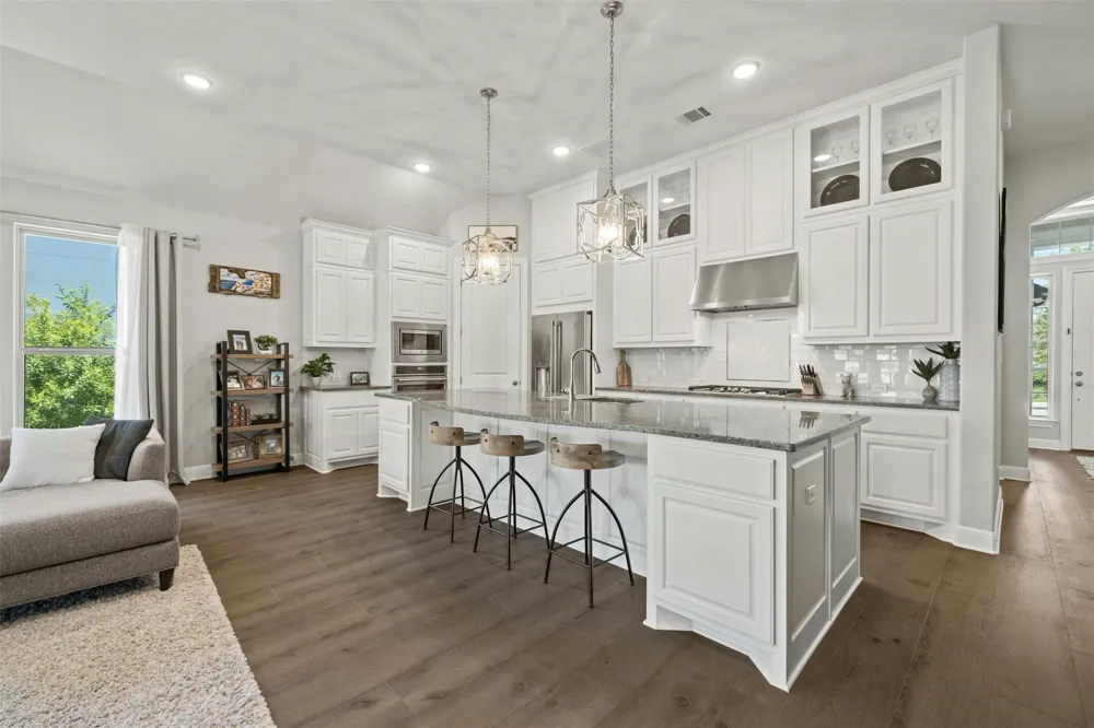 1820 Ficuzza Way Leander, TX 78641