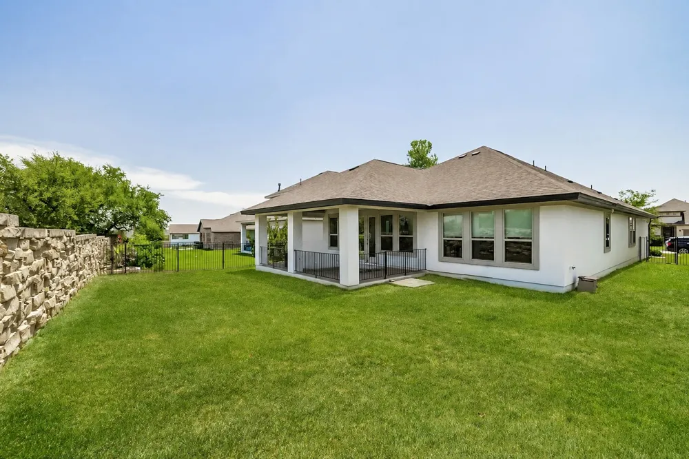 1820 Ficuzza Way Leander, TX 78641