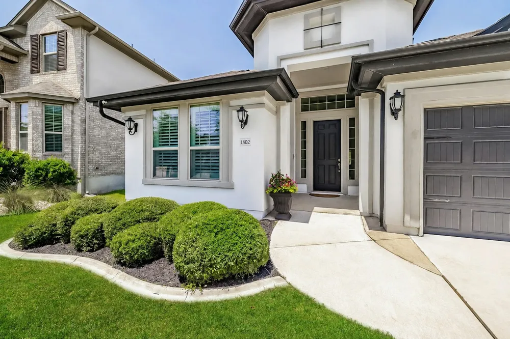 1820 Ficuzza Way Leander, TX 78641