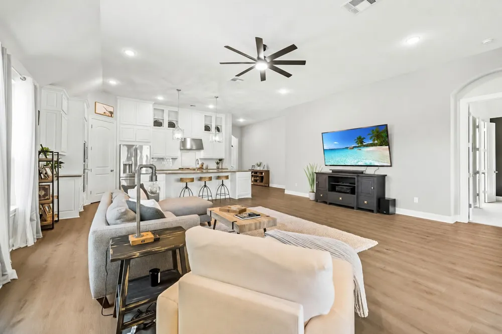 1820 Ficuzza Way Leander, TX 78641