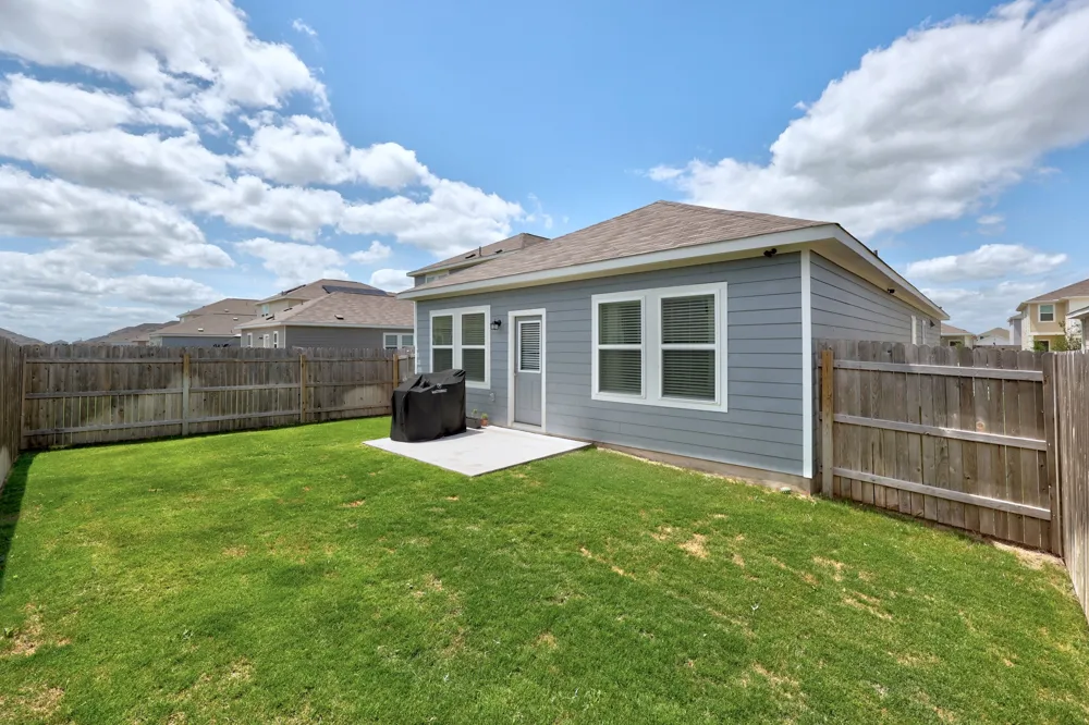 456 Thistle Lane Maxwell, TX 78656