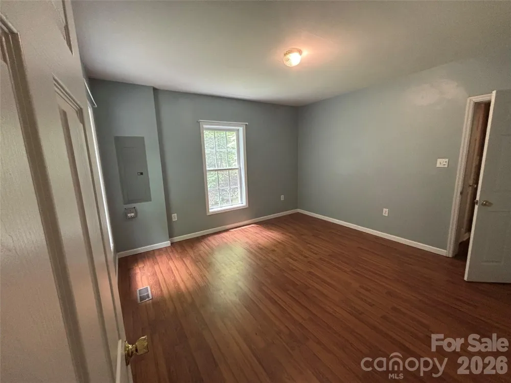 319 Glenn Bridge Road Arden, NC 28704