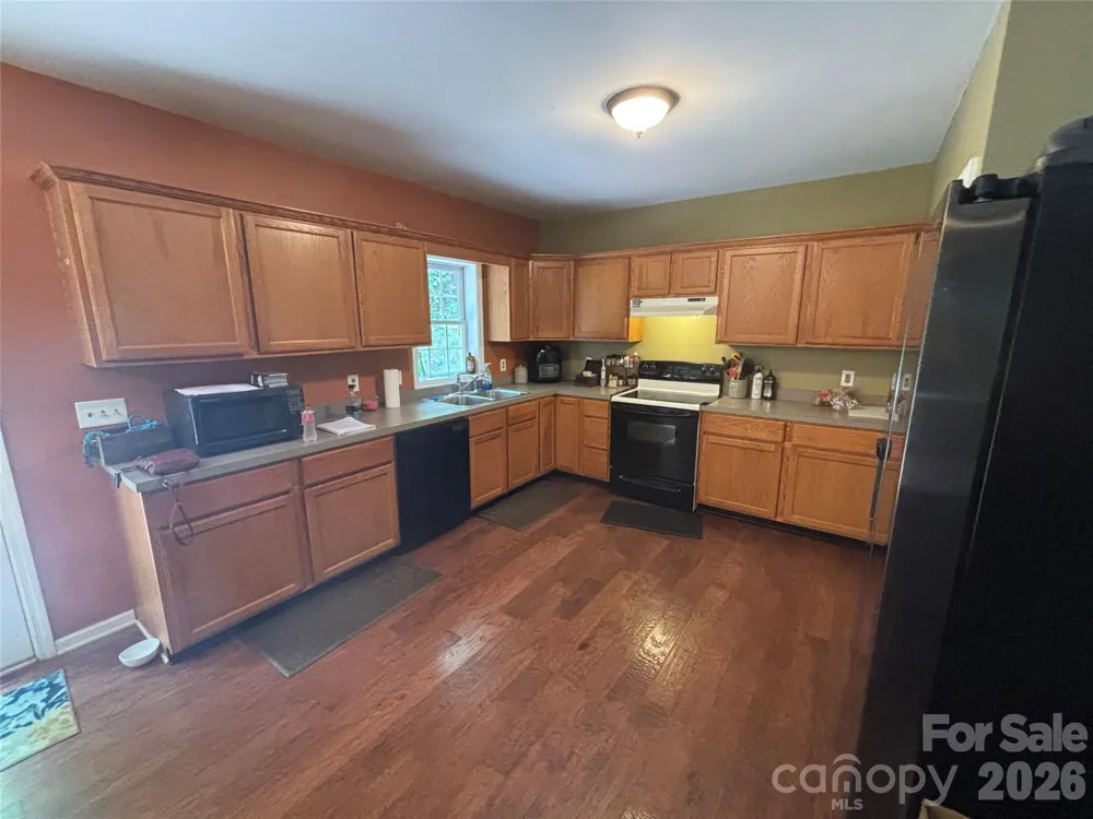 319 Glenn Bridge Road Arden, NC 28704