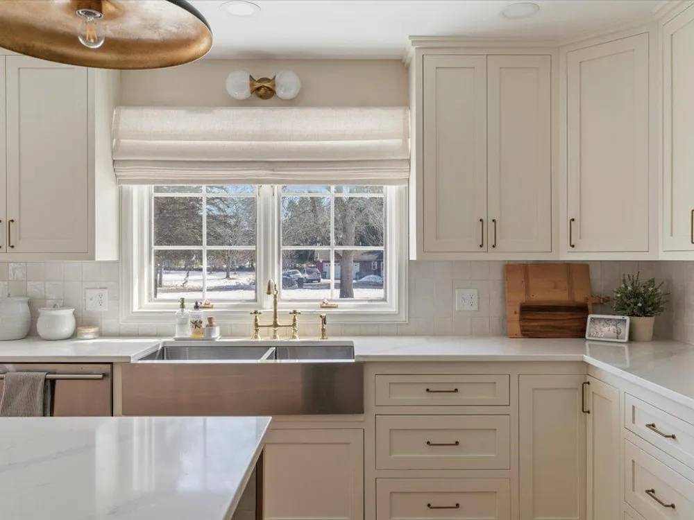 17887 Riverwood Drive Little Falls, MN 56345