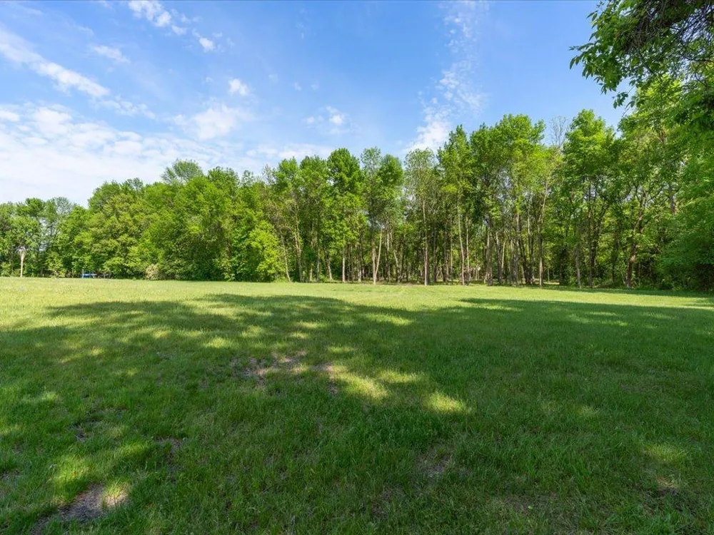 17887 Riverwood Drive Little Falls, MN 56345