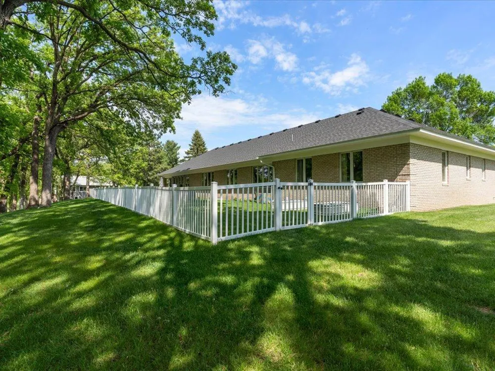 17887 Riverwood Drive Little Falls, MN 56345