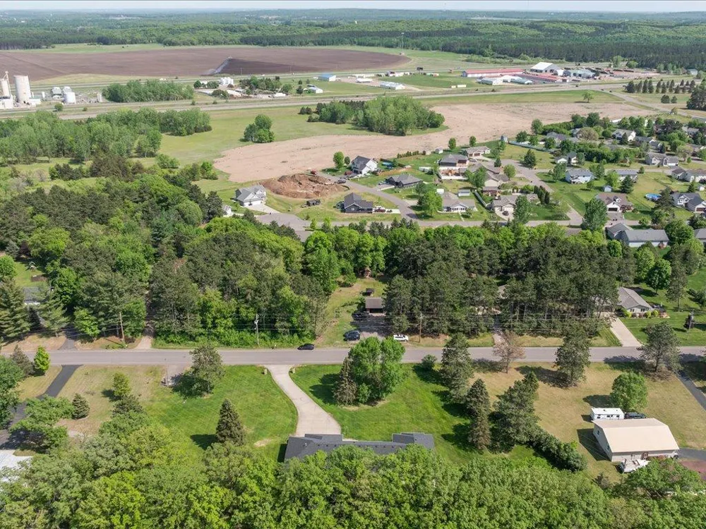 17887 Riverwood Drive Little Falls, MN 56345