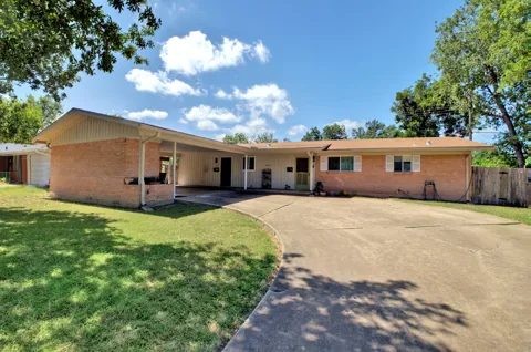 2201 Lanier Drive #A