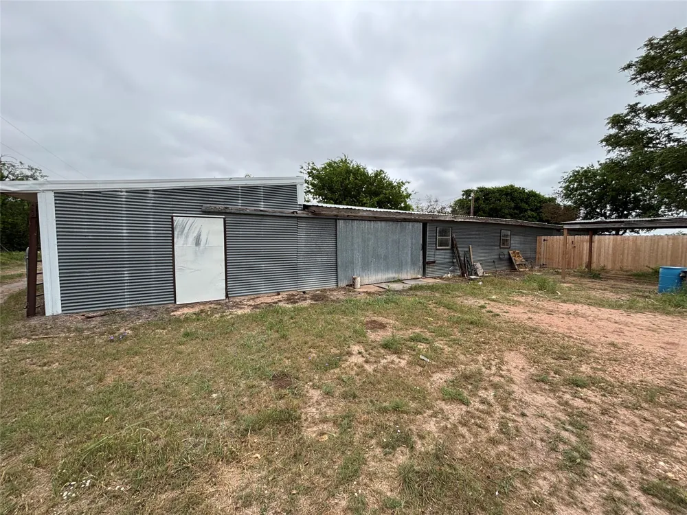 202 County Road 312 Winters, TX 79567