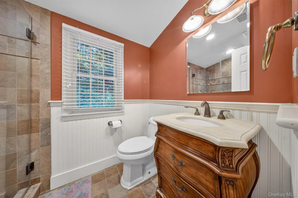 125 Mimosa Drive East Hills, NY 11576
