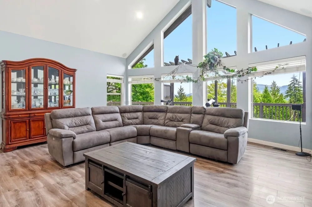 22109 161st Avenue E Graham, WA 98338