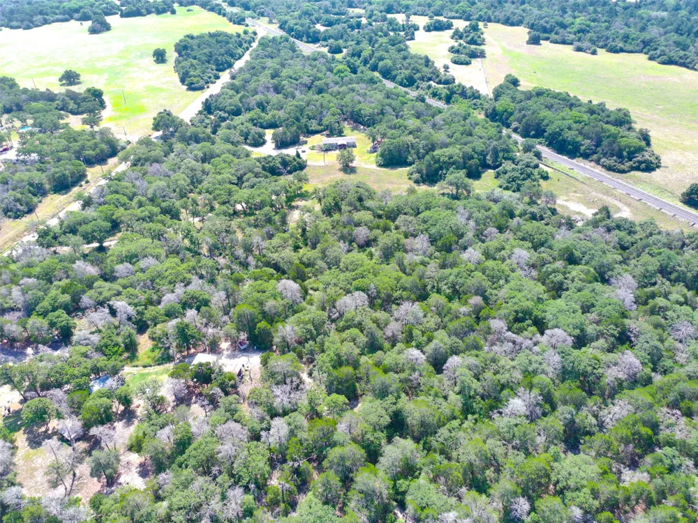277 Meuth Cemetery Road Red Rock, TX 78662