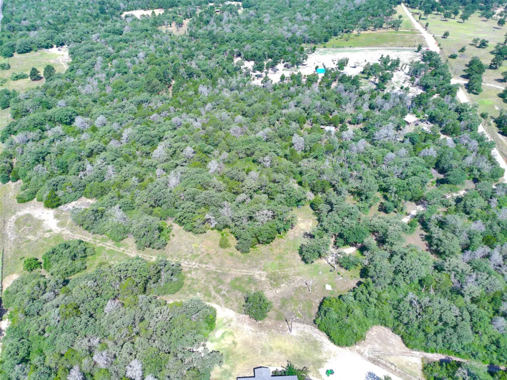 277 Meuth Cemetery Road Red Rock, TX 78662