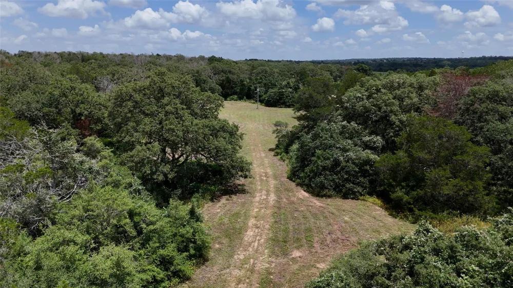 277 Meuth Cemetery Road Red Rock, TX 78662