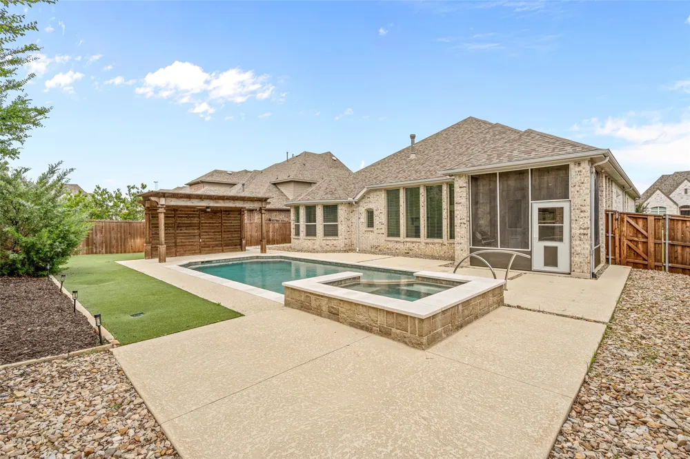 6631 Roughleaf Ridge Road Flower Mound, TX 76226