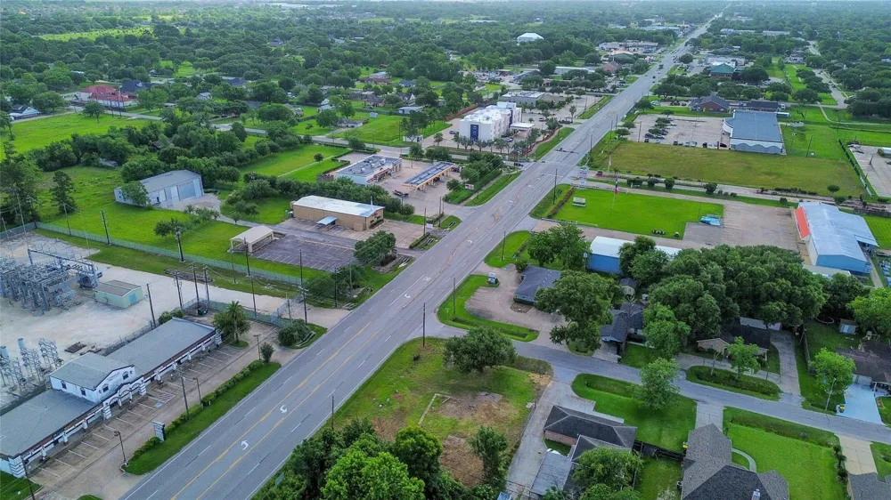 Broadway Fm 518 Pearland, TX 77584