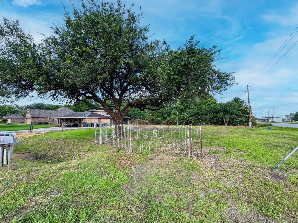 Broadway Fm 518 Pearland, TX 77584