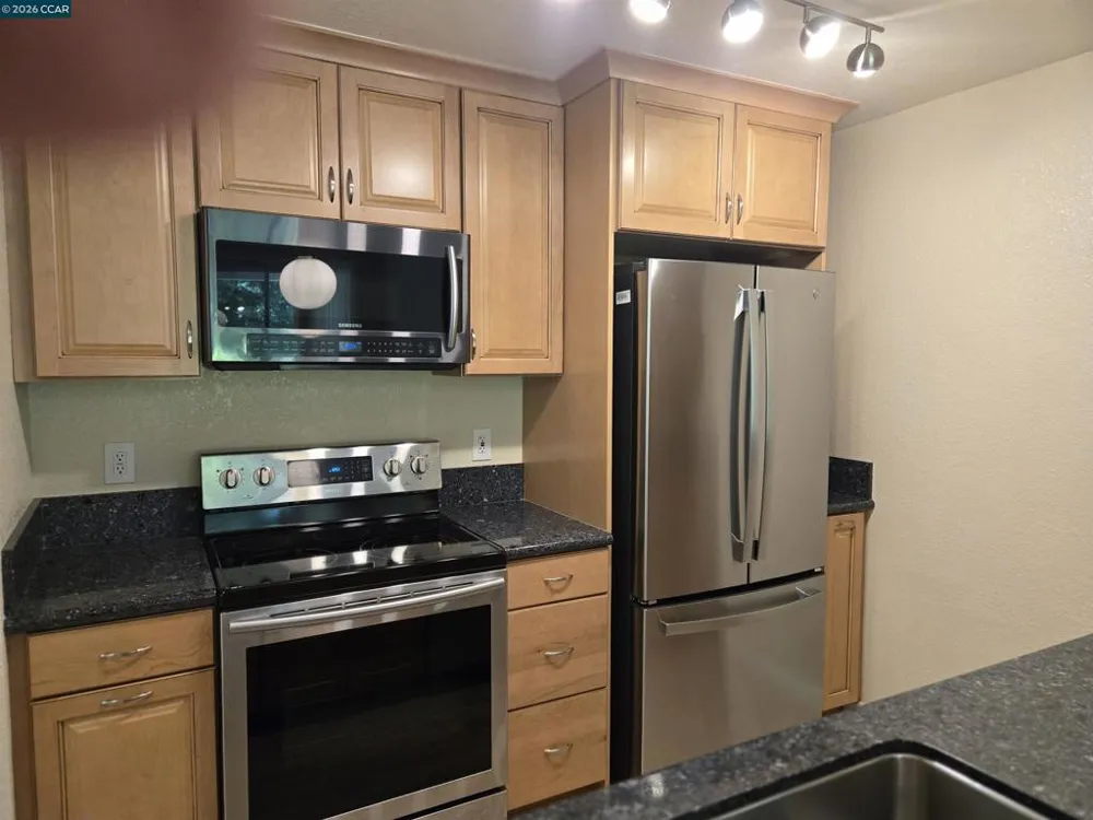 1860 Tice Creek Dr #1208 Walnut Creek, CA 94595