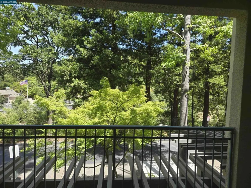 1860 Tice Creek Dr #1208 Walnut Creek, CA 94595