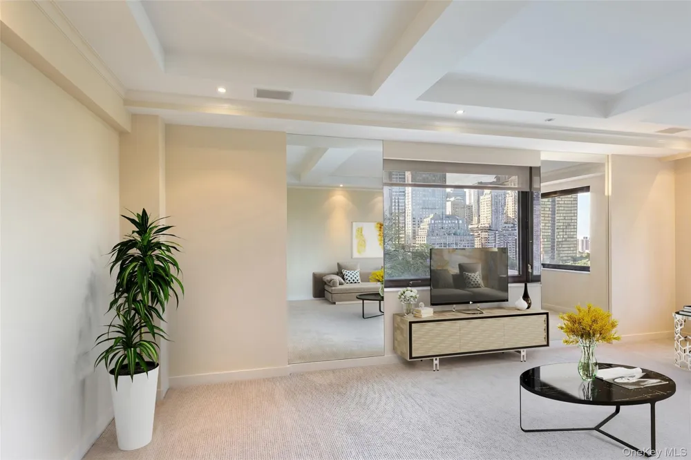 160 Central Park S #1607 New York (Manhattan), NY 10019