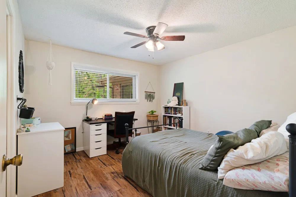848 CR 15300 Deport, TX 75435